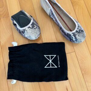 Butterfly Twist Ballet Flats